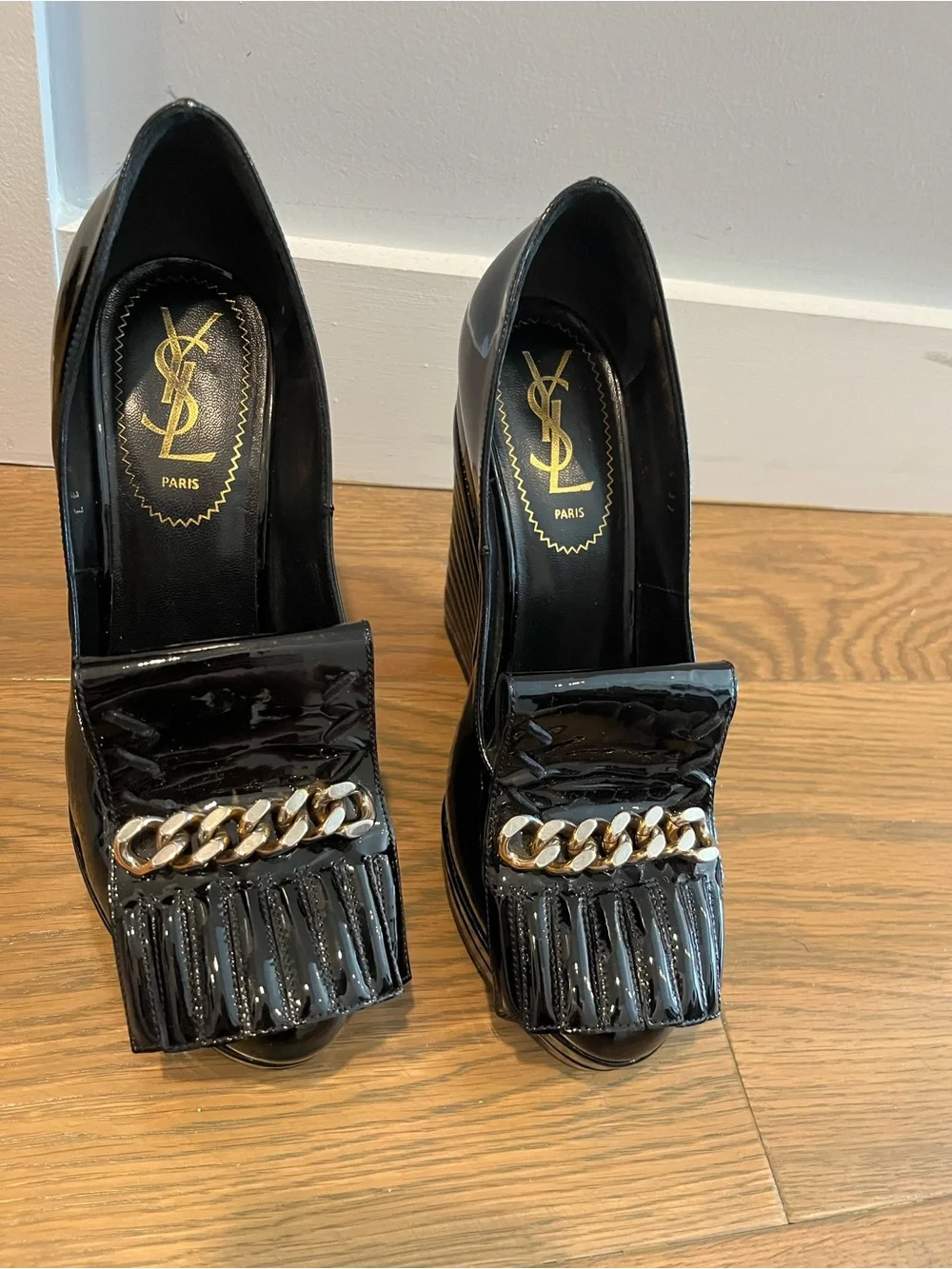 EUC YSL Rive Gauche 37 Myranda Patent Leather Fringe Kiltie Chain Loafer w/ box